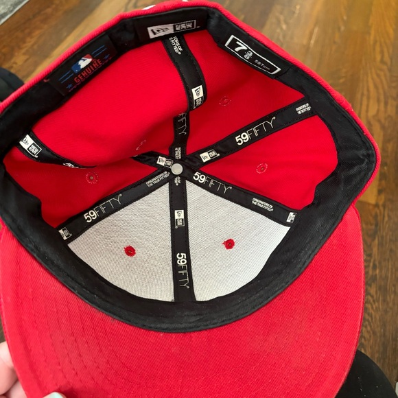 New York Yankees red hat - Picture 6 of 7